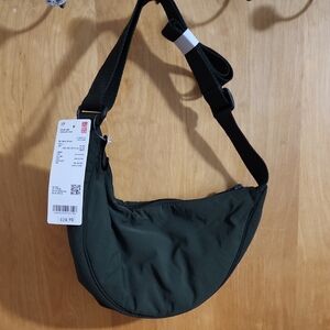 Uniqlo Men's Dark Green Belt Bag
